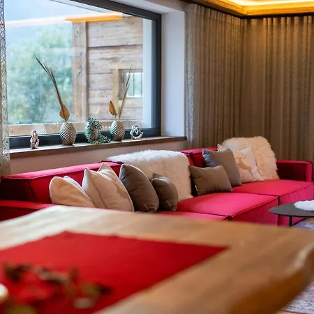 Hide-away Hahnenkamm 1 Apartman *